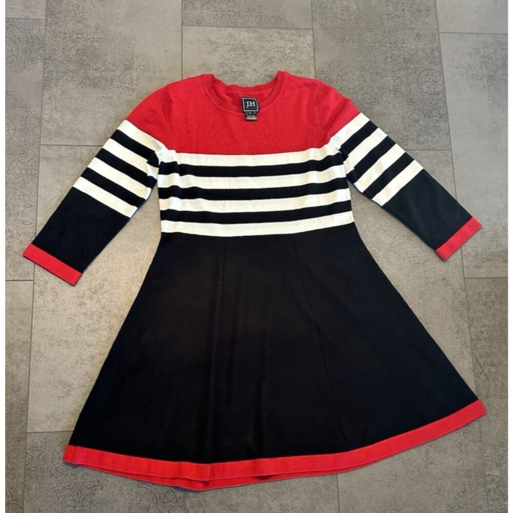 JH Women's Sweater Dress Size L Black White Red Fit Flare 3/4 Sleeve tight knit